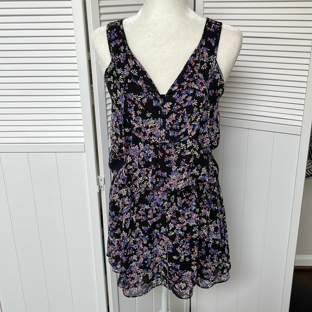 Express Floral smocked mini dress vneck smocked waist black blue flowers XS